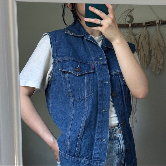 Union Made | Vintage Levi’s Studded Trucker Vest | Made in Canada - Picture 3 of 14